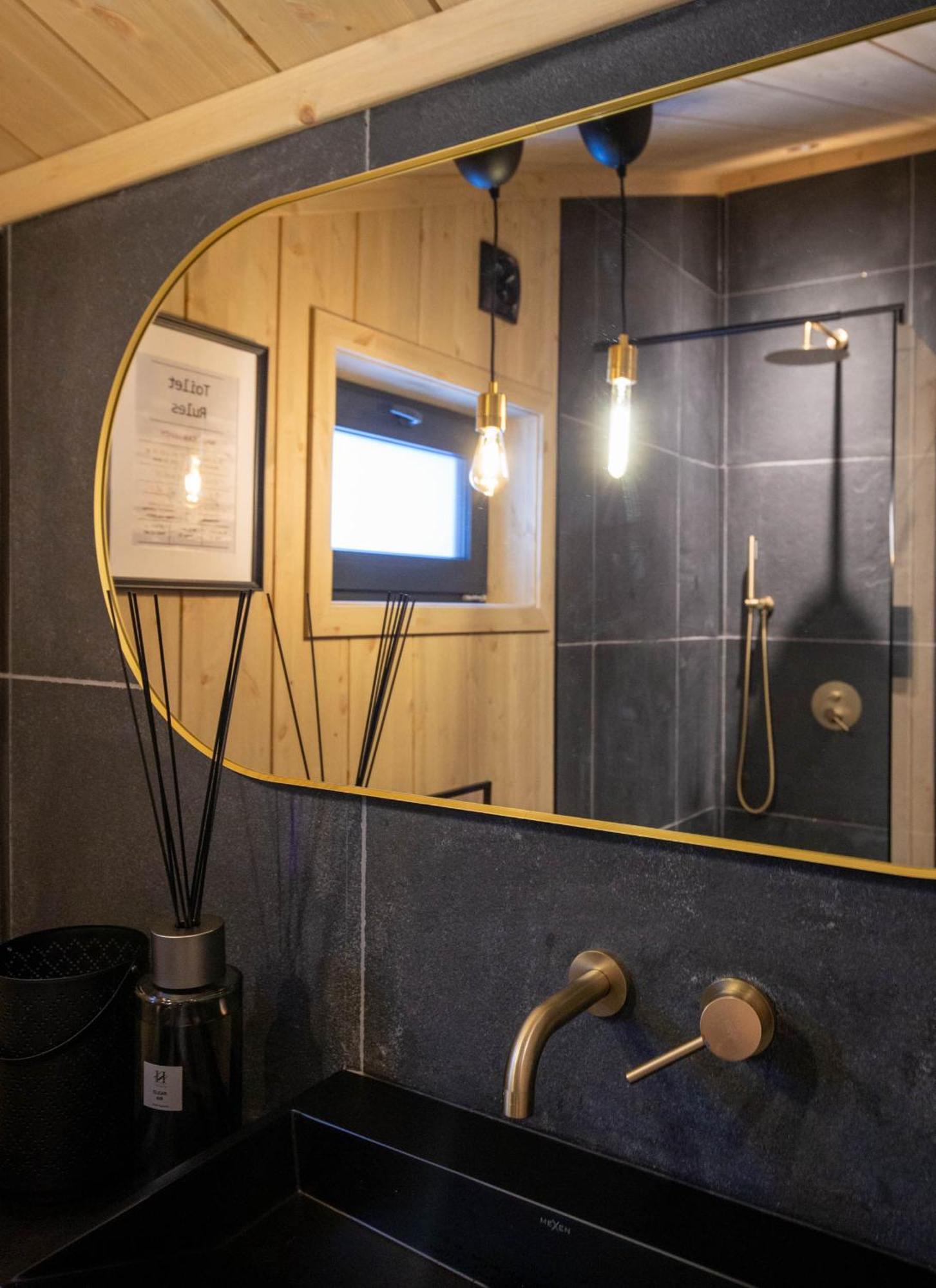 High Standard Cabin Close To The Fla City Center Екстер'єр фото